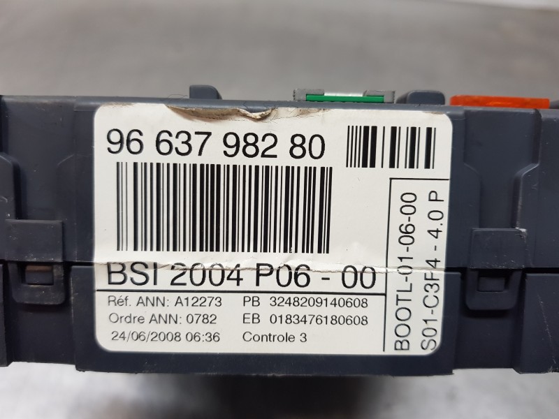 Recambio de caja reles / fusibles para peugeot 207 confort referencia OEM IAM 9663798280  