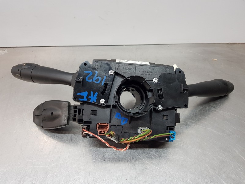 Recambio de mando multifuncion para peugeot 207 confort referencia OEM IAM 96630718XT  