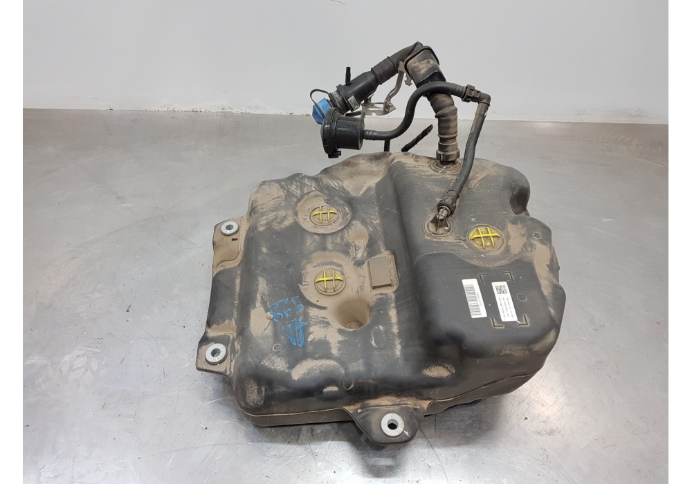 Recambio de deposito aditivo fap ( urea - adblue ) para mercedes clase c (w205) lim. bluetec referencia OEM IAM A2054706901  