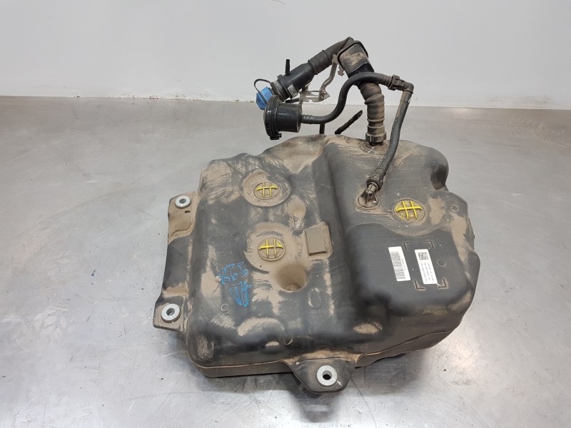 Recambio de deposito aditivo fap ( urea - adblue ) para mercedes clase c (w205) lim. bluetec referencia OEM IAM A2054706901  