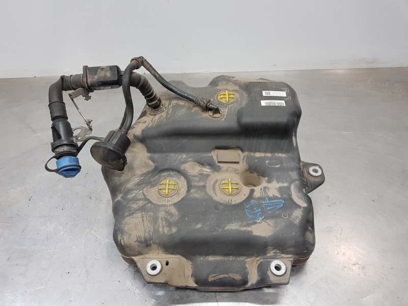Recambio de deposito aditivo fap ( urea - adblue ) para mercedes clase c (w205) lim. bluetec referencia OEM IAM A2054706901  