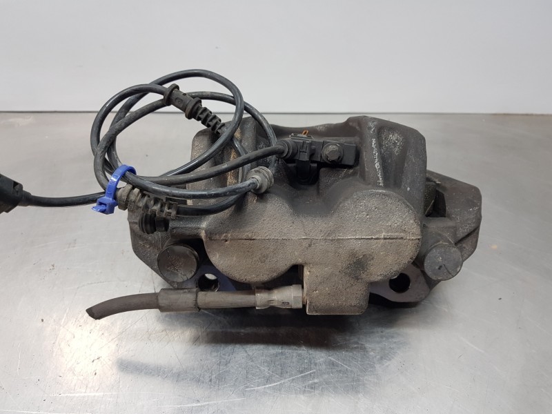 Recambio de pinza freno delantera derecha para mercedes clase m (w166) bluetec referencia OEM IAM A1664211481  