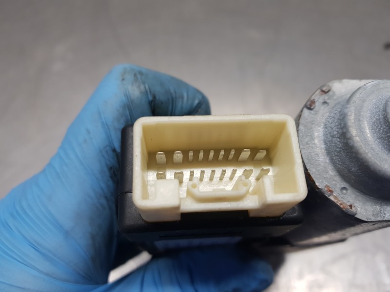 Recambio de motor techo electrico para mercedes clase m (w166) bluetec referencia OEM IAM A1668200108  