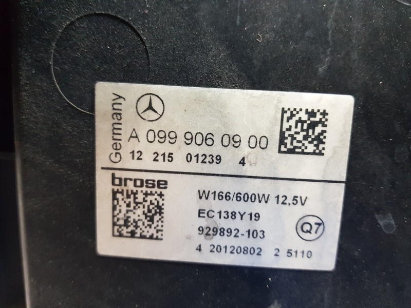 Recambio de electroventilador para mercedes clase m (w166) bluetec referencia OEM IAM A0999060900  