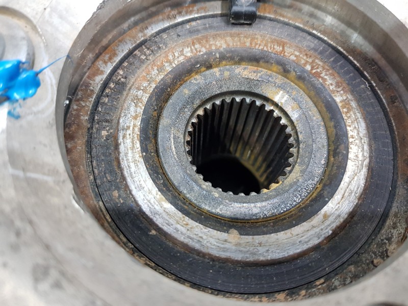 Recambio de mangueta delantera izquierda para mercedes clase m (w166) bluetec referencia OEM IAM A1663300920  