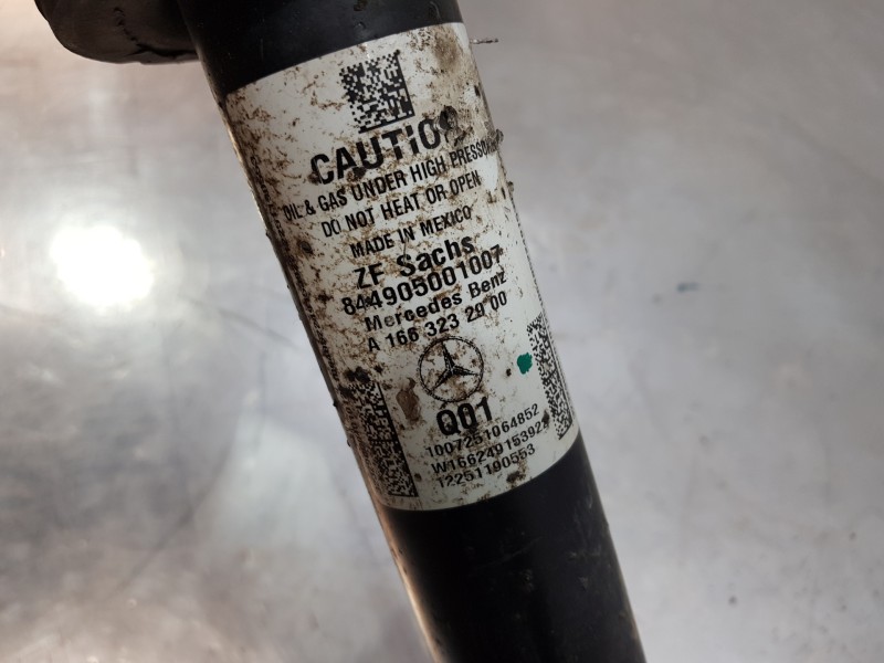 Recambio de amortiguador delantero derecho para mercedes clase m (w166) bluetec referencia OEM IAM A1663230200  