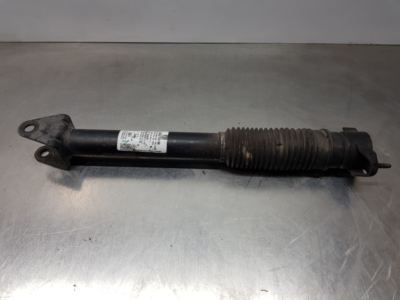 Recambio de amortiguador trasero derecho para mercedes clase m (w166) bluetec referencia OEM IAM A1663200030  