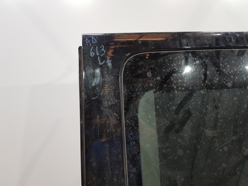 Recambio de porton lateral izquierdo para citroen spacetourer autobus referencia OEM IAM 9847298280  