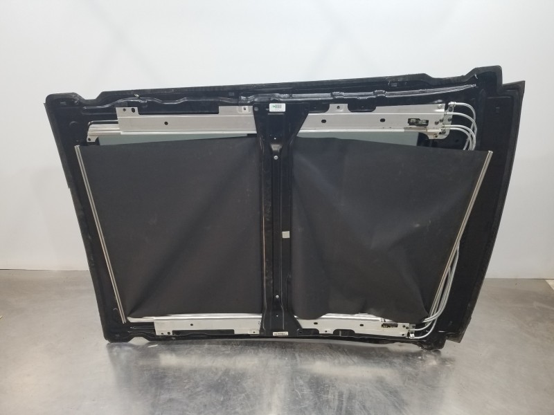 Recambio de techo para mercedes clase m (w166) bluetec referencia OEM IAM A1667800729  