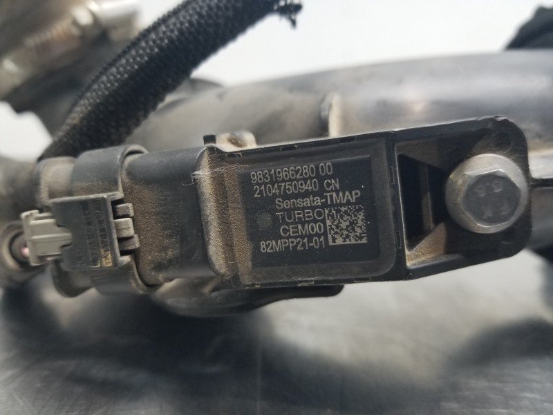 Recambio de tubo presion turbocompresor para peugeot 208 (p2) puretech referencia OEM IAM 9817416680  