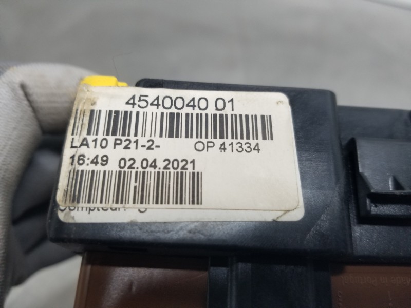 Recambio de caja reles / fusibles para peugeot 208 (p2) puretech referencia OEM IAM 9804848480  