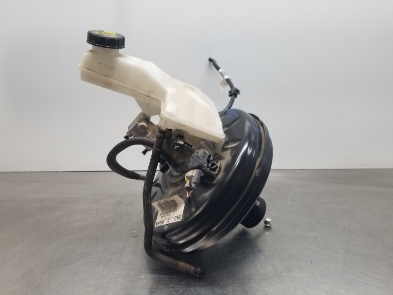 Recambio de servofreno para peugeot 208 (p2) puretech referencia OEM IAM 9824391180  