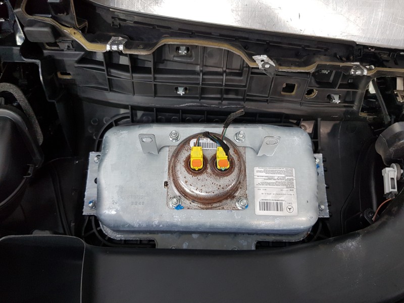 Recambio de kit airbag para mercedes clase m (w166) bluetec referencia OEM IAM A1666802903 A1669002103 