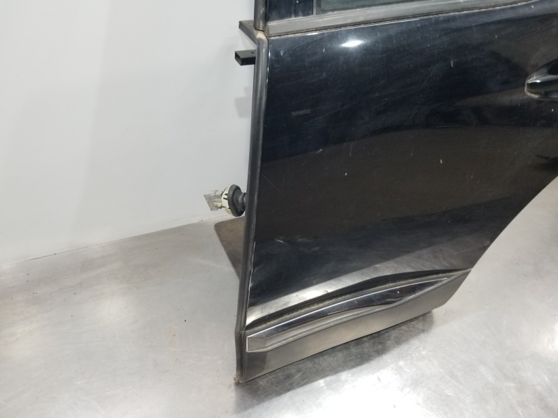 Recambio de puerta trasera izquierda para peugeot 3008 allure referencia OEM IAM 9812317280  