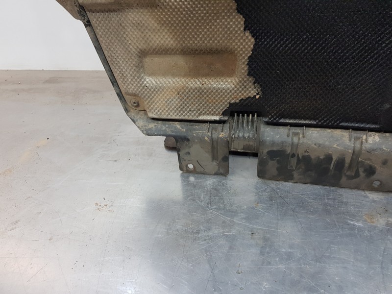 Recambio de cubrecarter para peugeot 308 active referencia OEM IAM 9814055580  