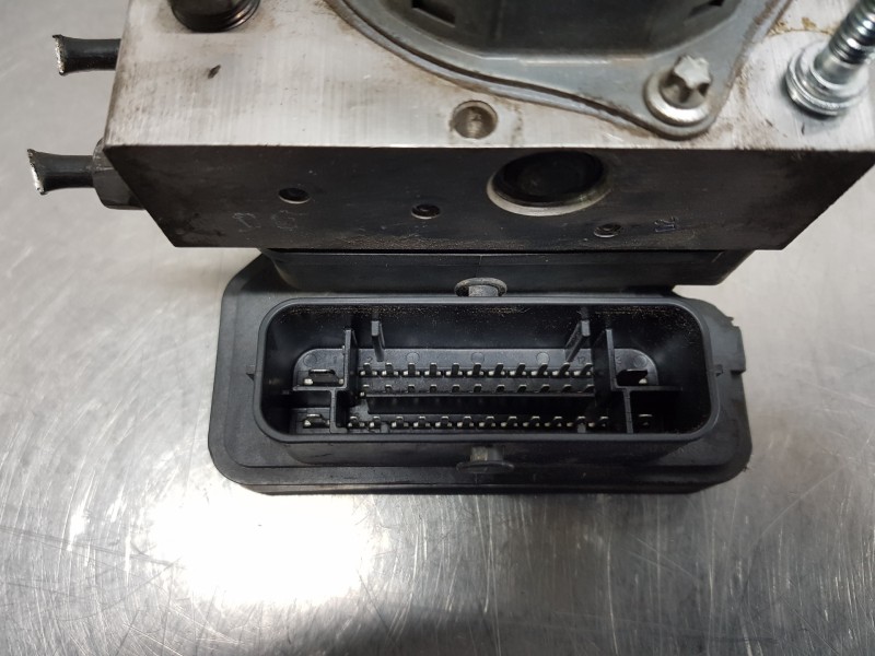 Recambio de abs para peugeot 308 active referencia OEM IAM 9816071180  