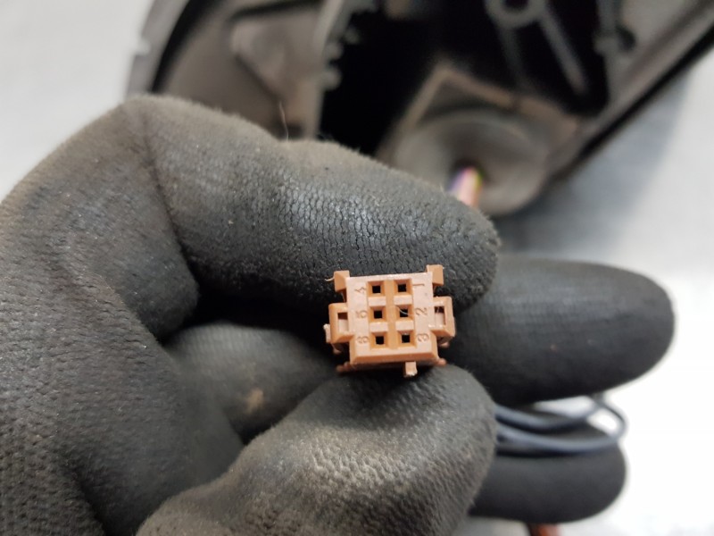 Recambio de retrovisor derecho para peugeot 308 active referencia OEM IAM 1611508780  