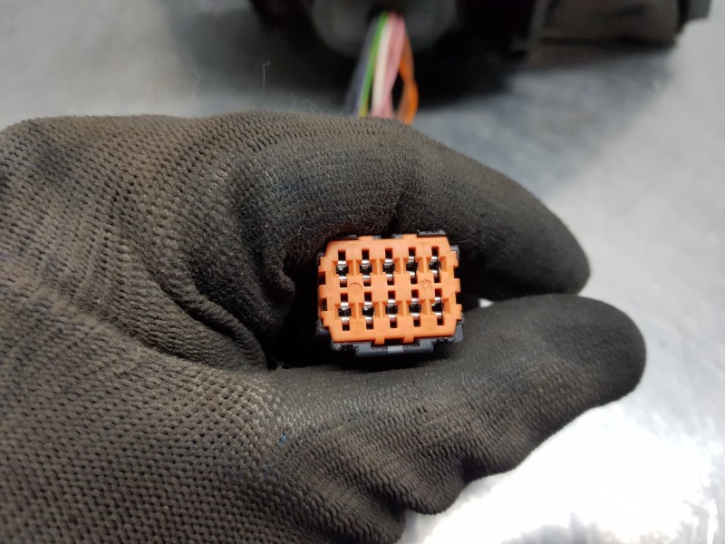 Recambio de retrovisor izquierdo para peugeot 308 active referencia OEM IAM 1611508680  