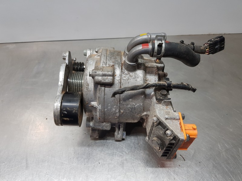 Recambio de alternador para kia niro concept referencia OEM IAM 3739003920  