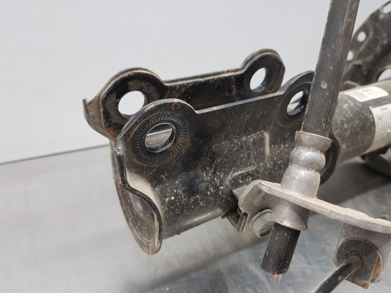 Recambio de amortiguador delantero izquierdo para kia niro concept referencia OEM IAM 54650AT200  