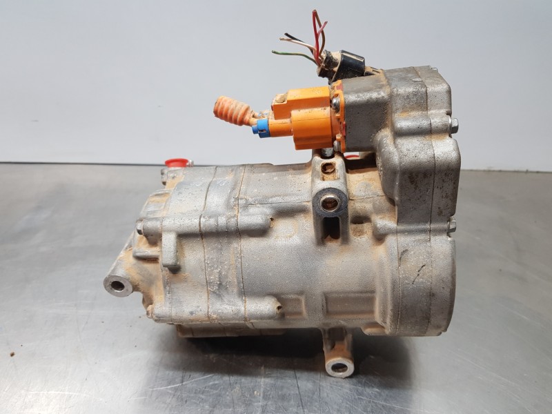 Recambio de compresor aire acondicionado para kia niro concept referencia OEM IAM 977E1AT100 97729AT000 