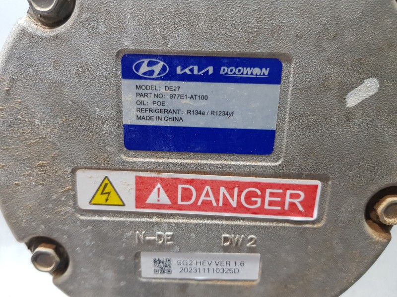 Recambio de compresor aire acondicionado para kia niro concept referencia OEM IAM 977E1AT100 97729AT000 