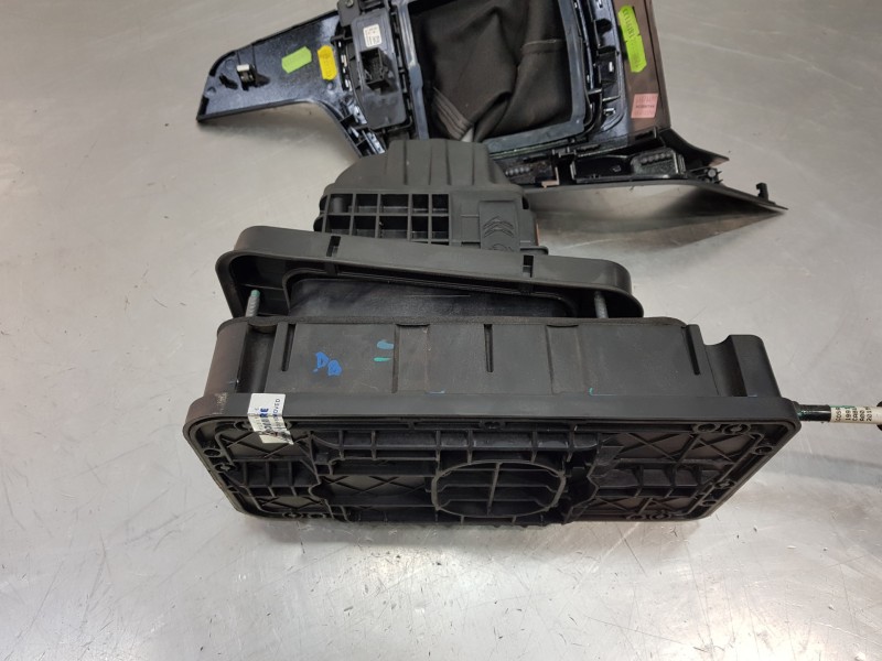 Recambio de palanca cambio para peugeot 308 active referencia OEM IAM 9810204980  