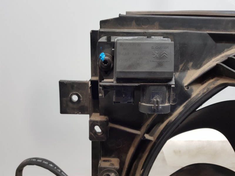 Recambio de electroventilador para peugeot 308 active referencia OEM IAM 9806313580 9806313580 