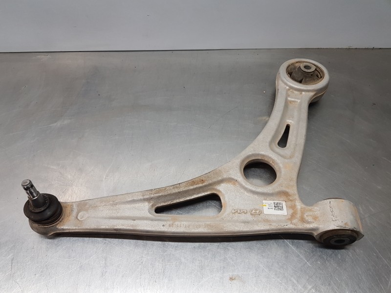 Recambio de brazo suspension inferior delantero derecho para kia niro concept referencia OEM IAM 54501AT000  
