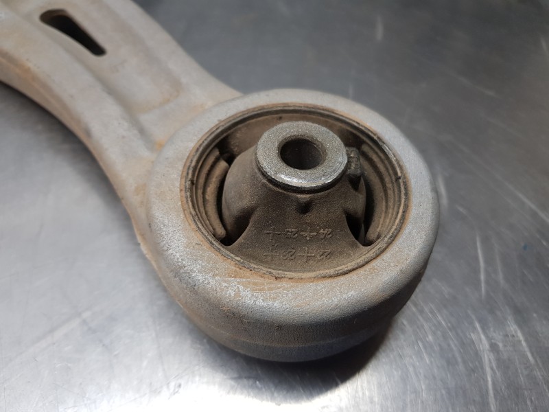 Recambio de brazo suspension inferior delantero izquierdo para kia niro concept referencia OEM IAM 54500AT000  