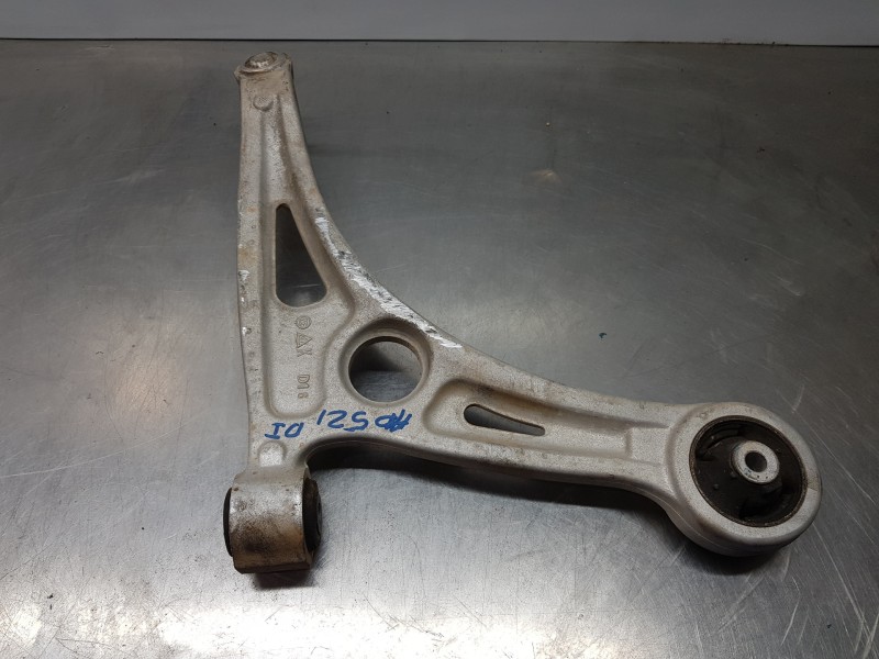 Recambio de brazo suspension inferior delantero izquierdo para kia niro concept referencia OEM IAM 54500AT000  