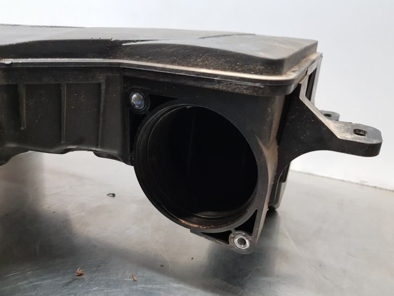 Recambio de filtro aire para kia niro concept referencia OEM IAM 28110AT150  