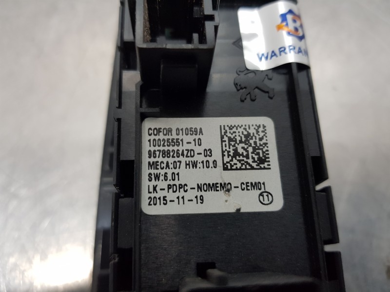 Recambio de mando elevalunas delantero izquierdo para peugeot 308 active referencia OEM IAM 96788264ZD  