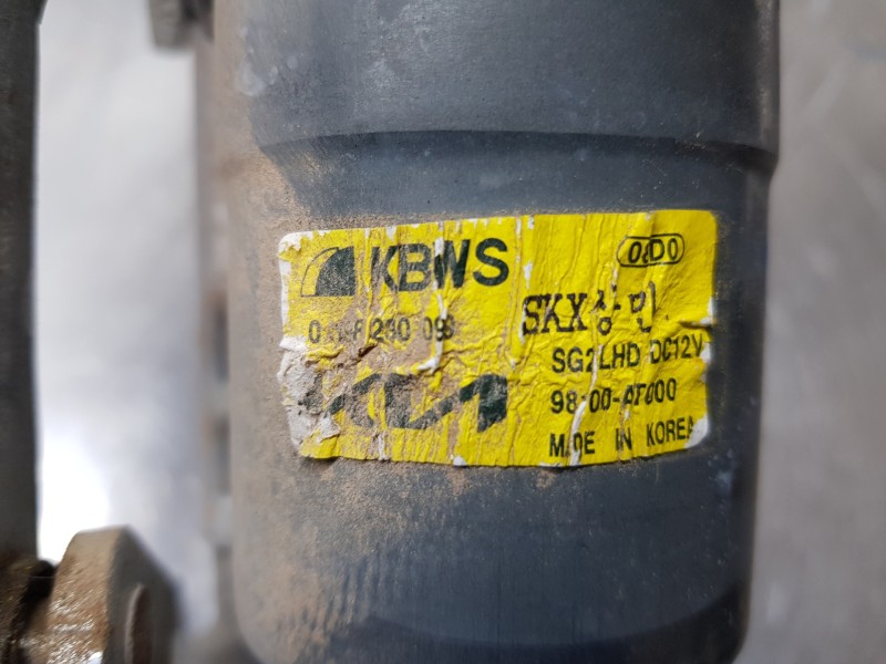 Recambio de motor limpia delantero para kia niro concept referencia OEM IAM 98100AT000  