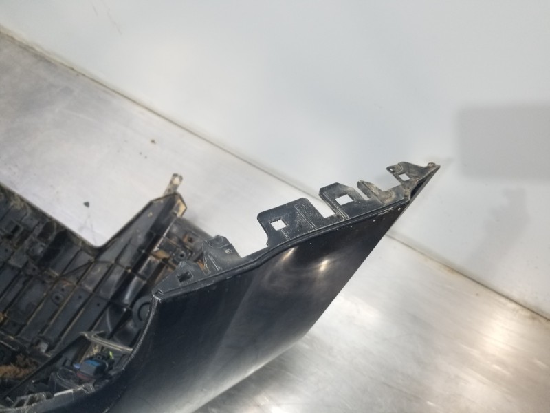 Recambio de paragolpes delantero para peugeot 3008 allure referencia OEM IAM 1617941180  