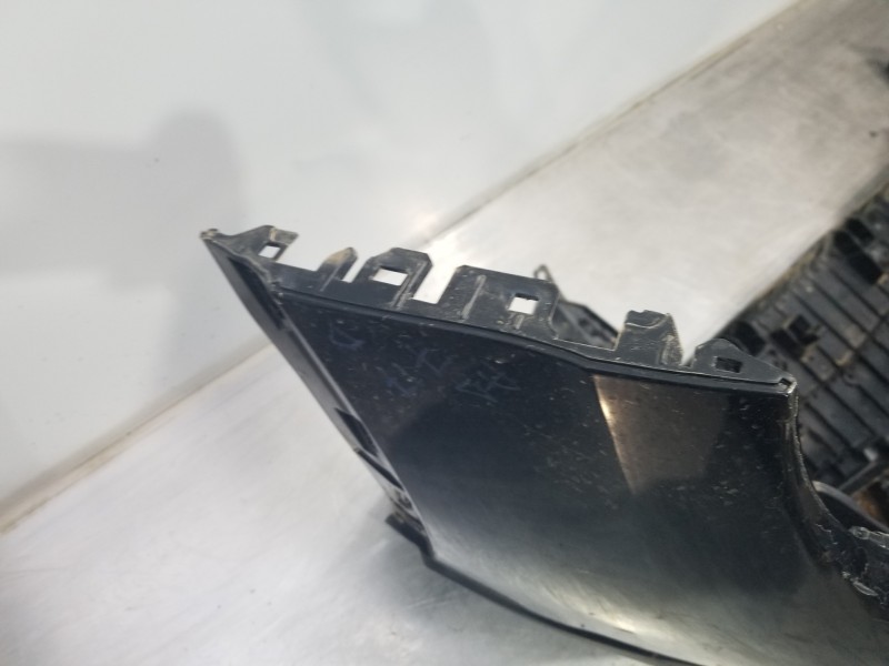 Recambio de paragolpes delantero para peugeot 3008 allure referencia OEM IAM 1617941180  