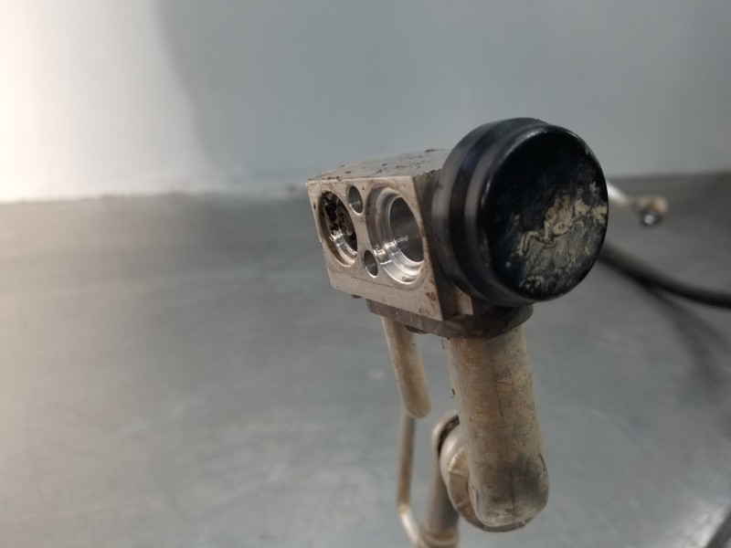 Recambio de tubos aire acondicionado para kia niro concept referencia OEM IAM T416231280  