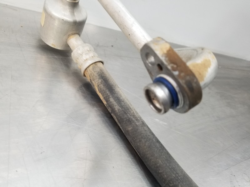 Recambio de tubos aire acondicionado para kia niro concept referencia OEM IAM T416231280  