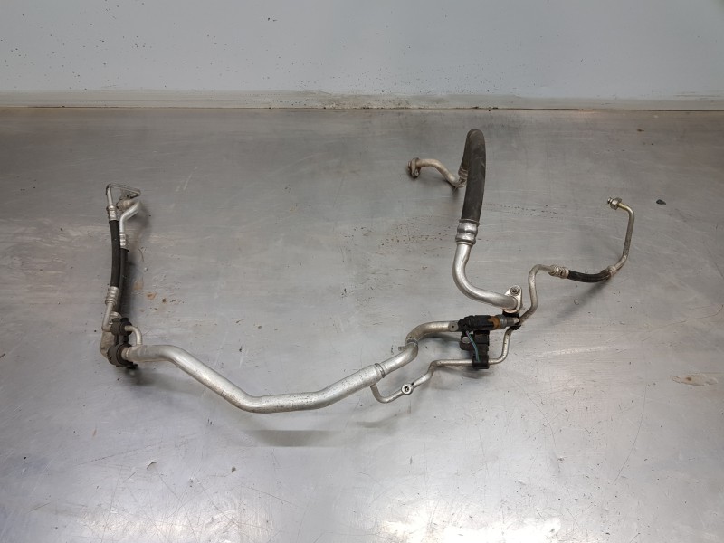 Recambio de tubos aire acondicionado para peugeot 3008 allure referencia OEM IAM 9678270580  