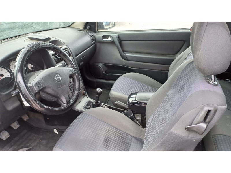 opel astra g berlina del año 2003
