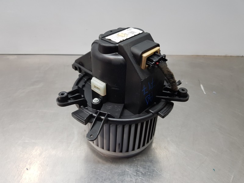 Recambio de motor calefaccion para peugeot 3008 allure referencia OEM IAM 9821292180  