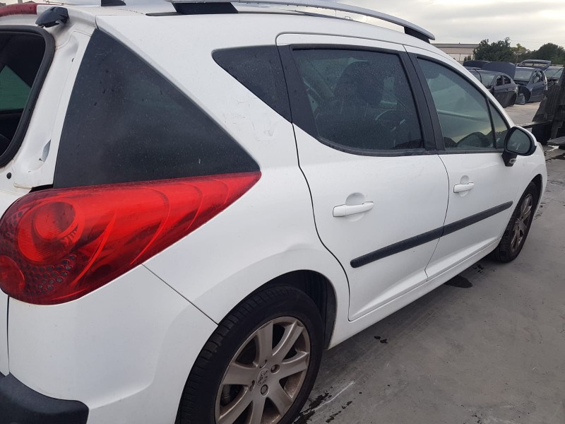 peugeot 207 sw del año 2008