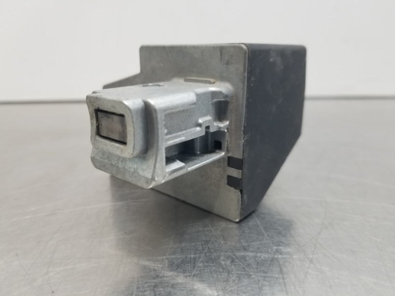 Recambio de antirrobo para citroen spacetourer autobus referencia OEM IAM 9815905380  