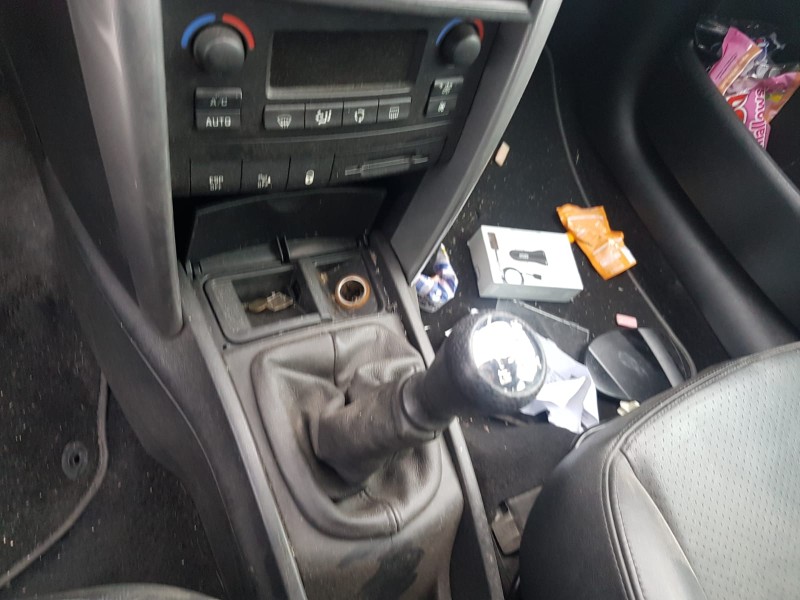 peugeot 207 sw del año 2008