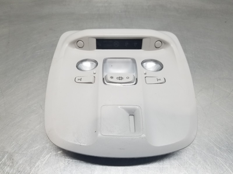 Recambio de luz interior para citroen spacetourer autobus referencia OEM IAM 6362AY  