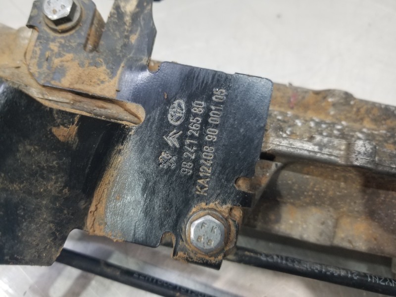 Recambio de cremallera direccion para citroen spacetourer autobus referencia OEM IAM 9813692680  