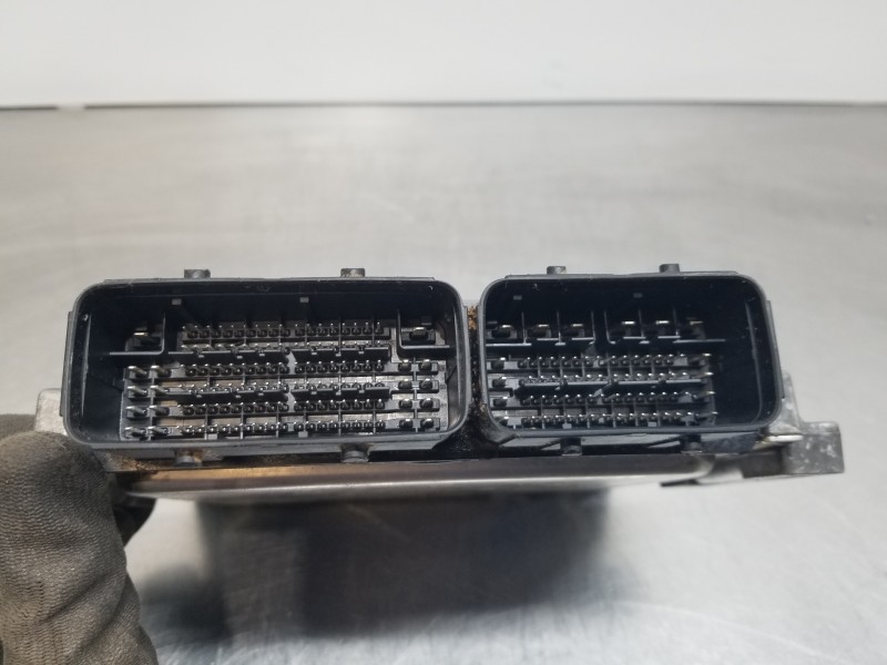 Recambio de centralita motor uce para citroen spacetourer autobus referencia OEM IAM 9831983280  