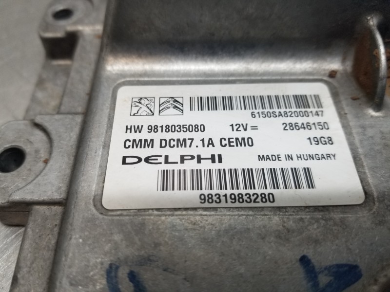 Recambio de centralita motor uce para citroen spacetourer autobus referencia OEM IAM 9831983280  