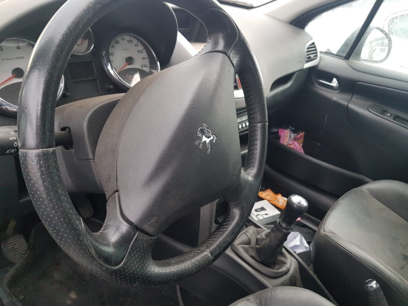 peugeot 207 sw del año 2008