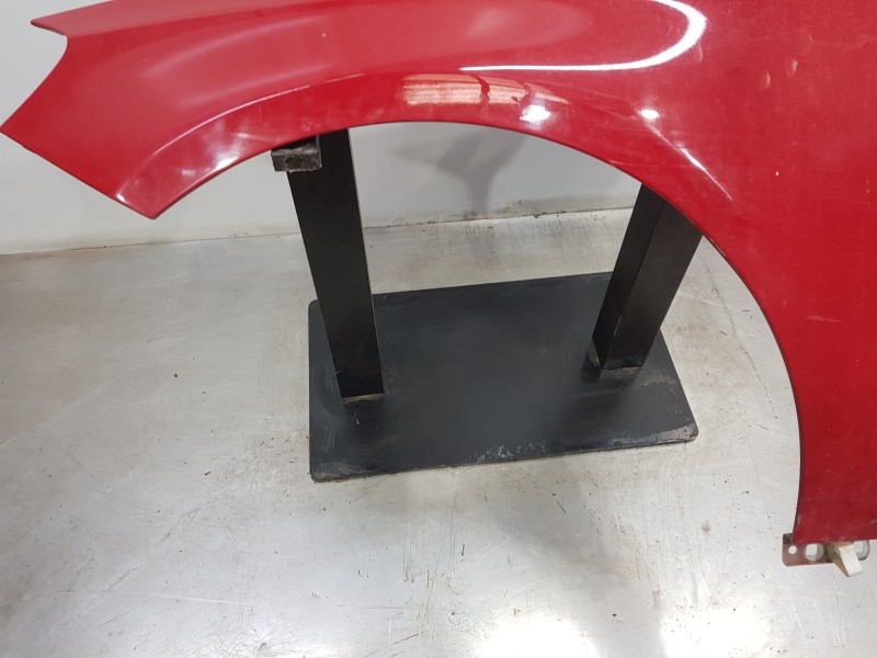 Recambio de aleta delantera izquierda para mercedes clase a (w176) design referencia OEM IAM A1768810101  